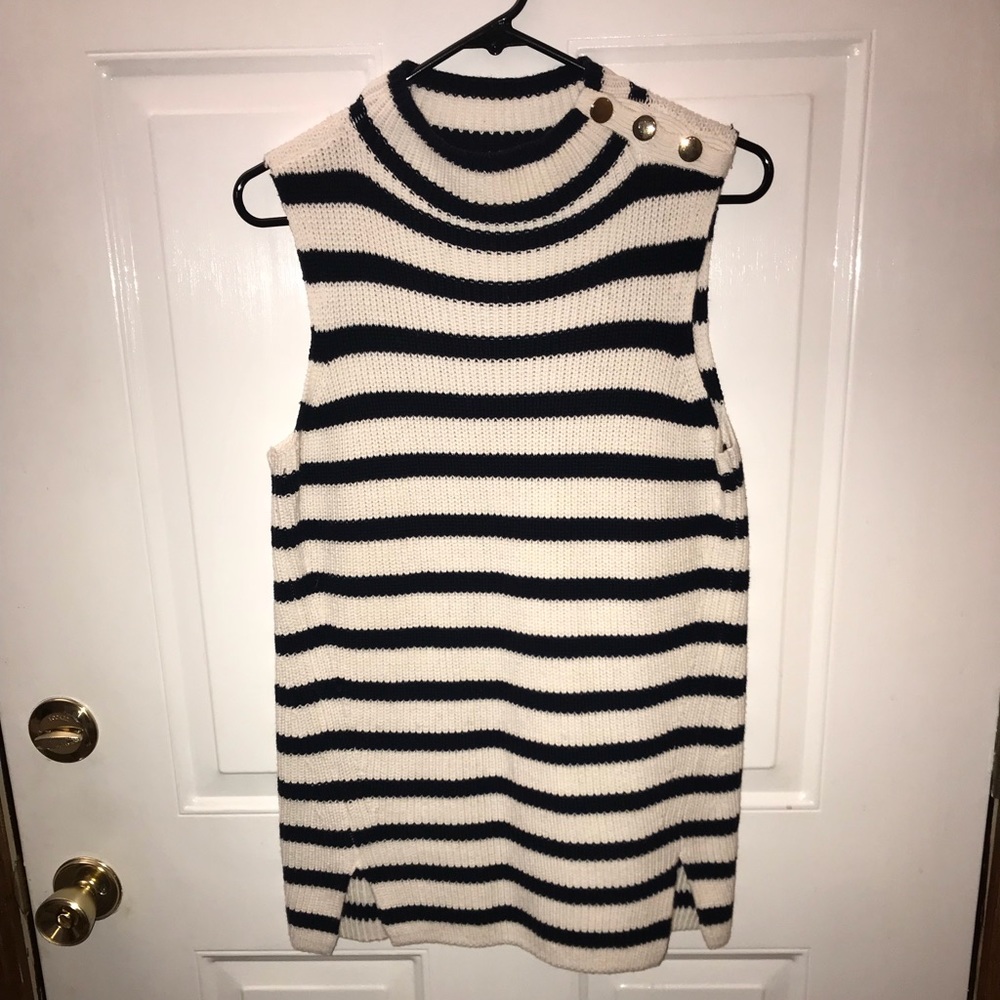 LOFT Sleeveless Sweater